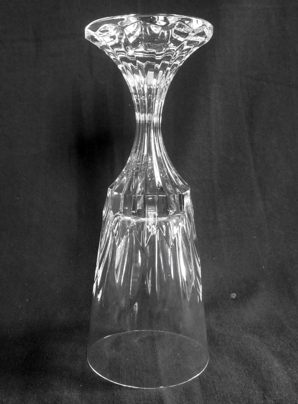 Grand verre à eau en cristal de Baccarat, modèle d'Assas - 19,5cm - signé