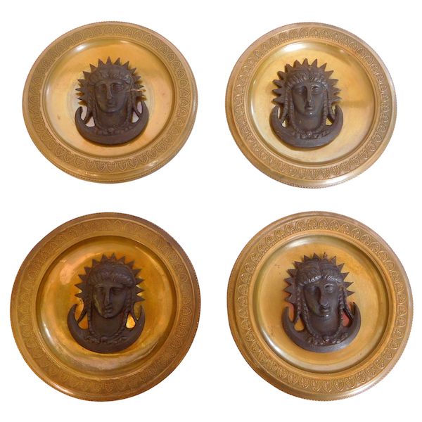 Série de 4 embrases de rideaux Consulat Empire en bronze doré et patiné