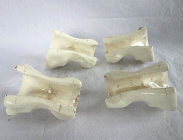 4 ornamental lion claws feet for a earthenware wood-burner stove