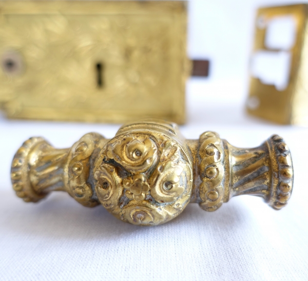 Louis XVI style gilt bronze double door lock for a castle / hotel particulier