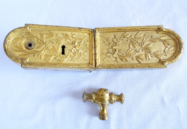 Louis XVI style gilt bronze double door lock for a castle / hotel particulier