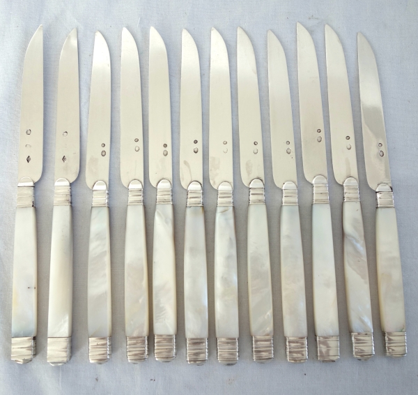 Set of 12 Empire fruits knives, sterling silver blades, mother of pearl handles