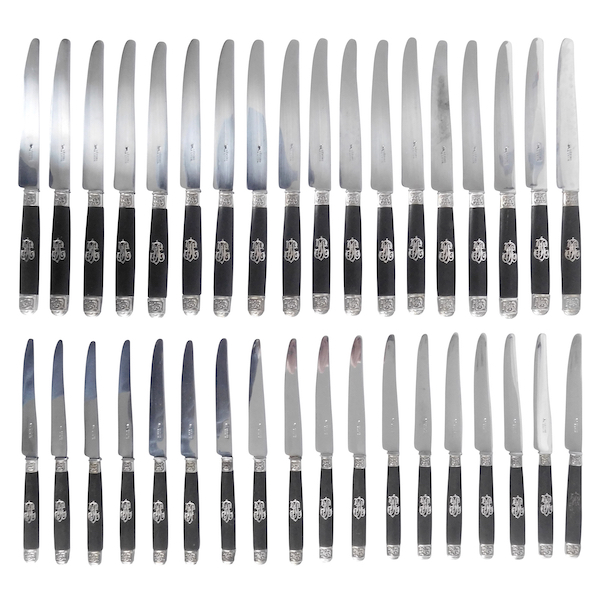 Ménagère de couteaux pour 18 personnes (36 couteaux), ébène et argent massif, Lépine à Lyon