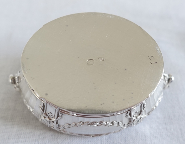 4 salières en argent massif vermeil, style Louis XVI, têtes de béliers par Puiforcat - poinçon Minerve