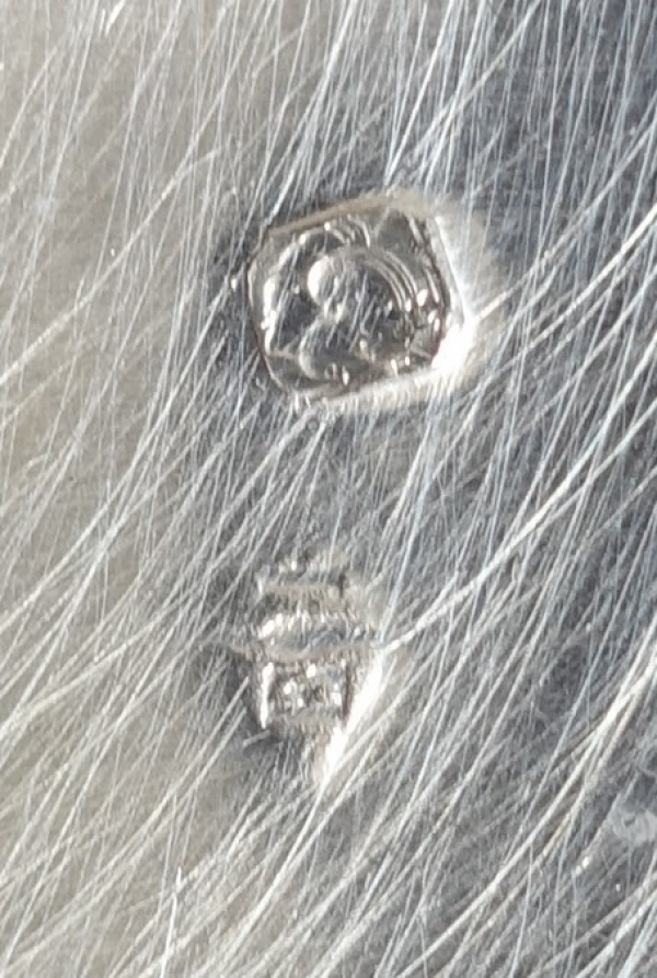 4 salières en argent massif vermeil, style Louis XVI, têtes de béliers par Puiforcat - poinçon Minerve