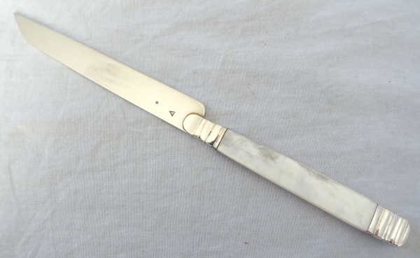 6 Empire fruit knives, mother of pearl handle, sterling silver blade