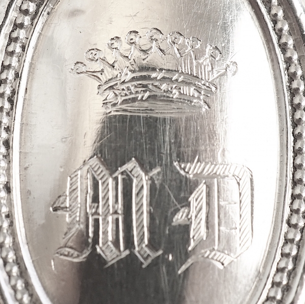 Hénin Frères : couvert de service à poisson de style Louis XVI en argent massif, couronne de comte - poinçon Minerve