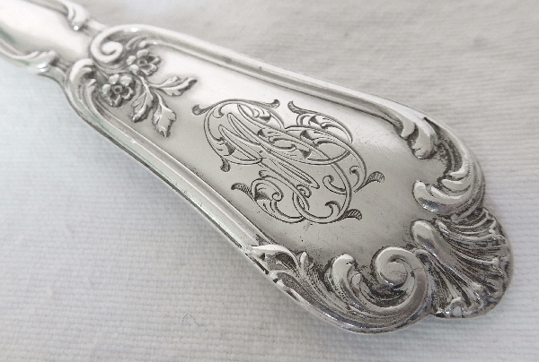 Sterling silver strawberry serving spoon, Louis XV style, Hénin & Cie