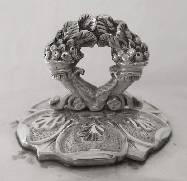 Sterling silver drageoir, coat of arms