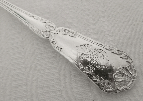 Puiforcat : sterling silver cream ladle, Transition style Pompadour pattern