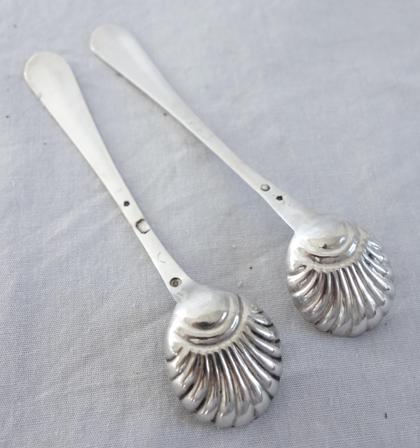 Paire de cuillères en argent massif pour moutardiers, époque début XIXe siècle