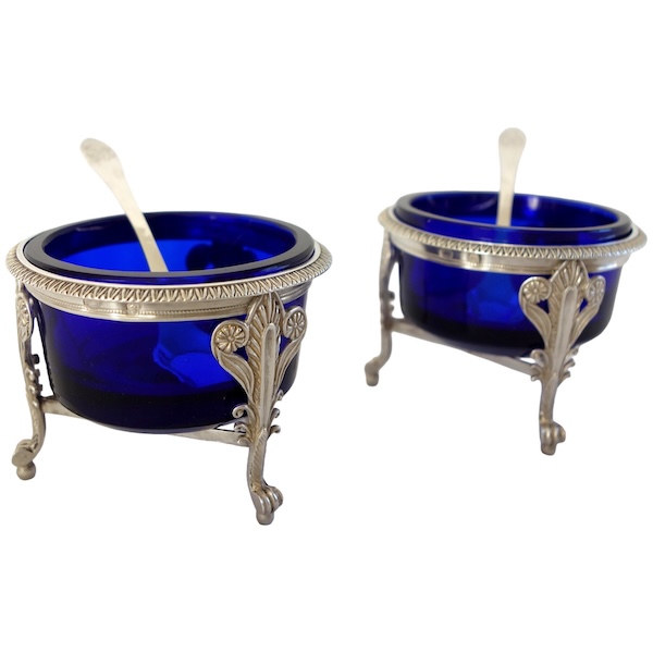 Pair of sterling silver salt cellars and their cobalt blue crystal glass - early 19th century