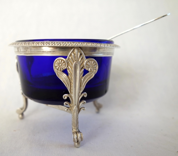Pair of sterling silver salt cellars and their cobalt blue crystal glass - early 19th century