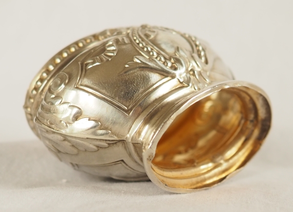 Paire de salerons de style Louis XVI en argent massif et vermeil, poinçon Minerve