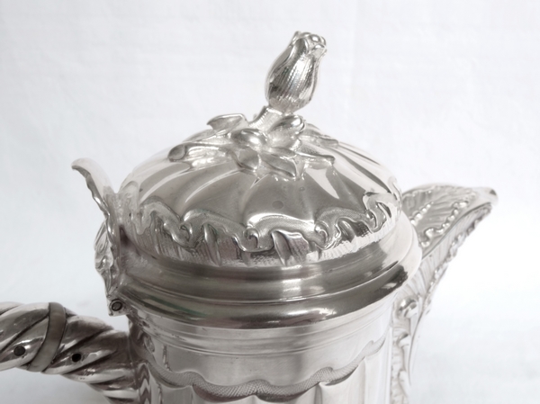 Verseuse / cafetière de Vicomte en argent massif, style Louis XV Rocaille, monogramme SD sous couronne - poinçon Minerve