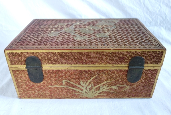 Boîte coffret en laque sculptée, Chine, époque Qing - fin XIXe / début XXe siècle