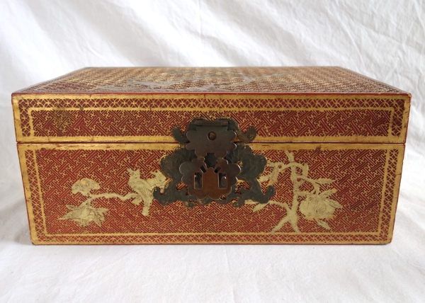 Boîte coffret en laque sculptée, Chine, époque Qing - fin XIXe / début XXe siècle