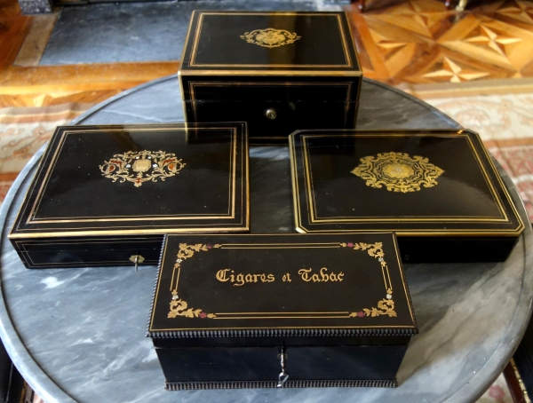 Grand coffret / cassette à bijoux en ébène - couronne de Comte - époque XIXe siècle vers 1850