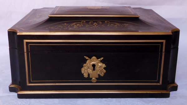 Grand coffret / boîte à bijoux d'époque Napoléon III en marqueterie Boulle
