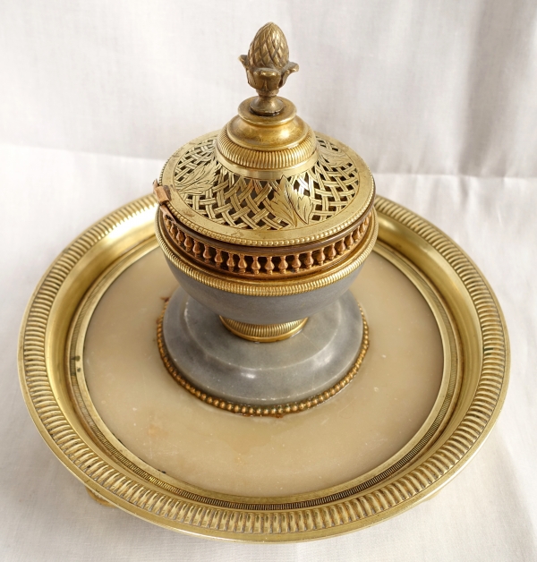 Large Directoire bronze and marble inkwell, late 18th century