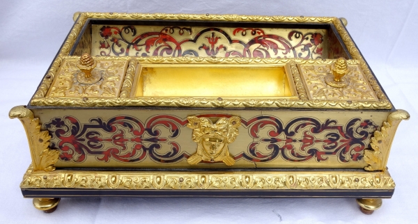 Grand encrier de style Louis XIV, nécessaire de bureau en marqueterie Boulle et bronze doré à l'or fin