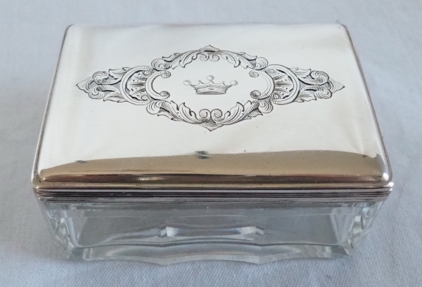 Travel / vanity set for a gentleman - crown of Viscount, 32 accessories, 19th century circa 1840 