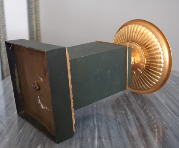 Pair of patinated bronze and ormolu cassolettes - Restauration period