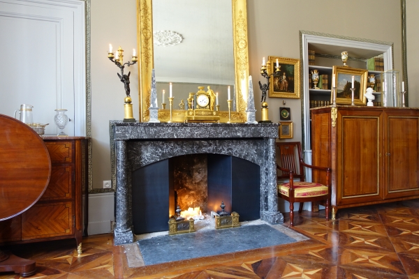 Paire de chenets, feux en bronze doré, époque Empire Restauration