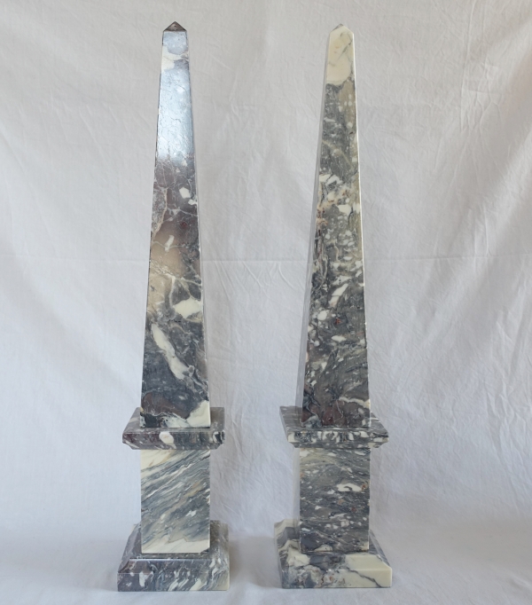 Pair of tall marble obelisks - 55cm - neocalassical decoration