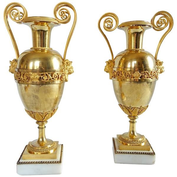 Claude Galle : paire de vases cassolettes d'époque Directoire en bronze doré au mercure