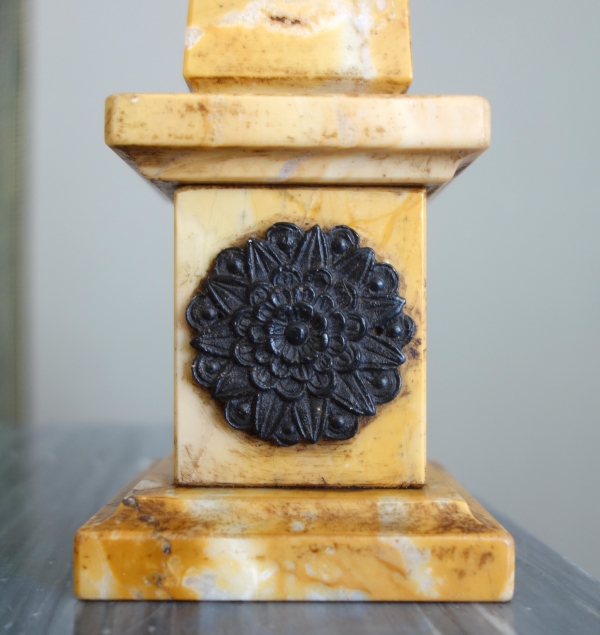 Pair of Sienna marble obelisks, patinated bronze masks - Empire style