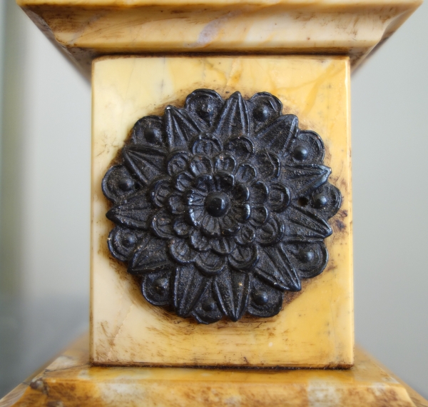 Pair of Sienna marble obelisks, patinated bronze masks - Empire style