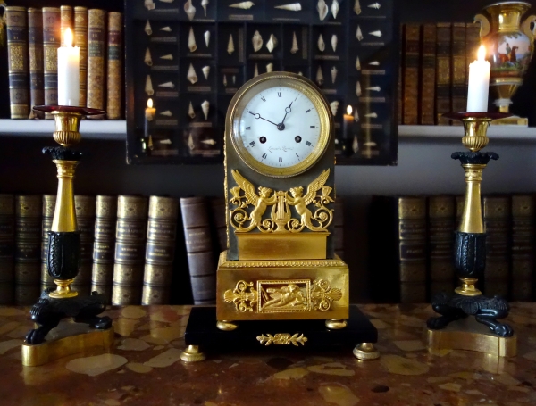 Empire marble and ormolu display stand, 19th century - 21.5 x 9.8cm