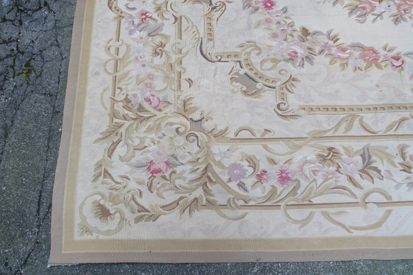 Large Louis XVI style Aubusson carpet, Napoleon III period - 364cm x 265cm