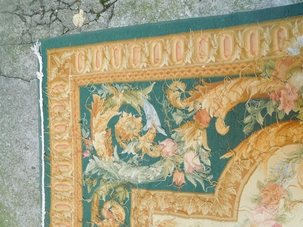 Tapis d'Aubusson de style néo-classique, époque XIXe - 366cm x 271cm
