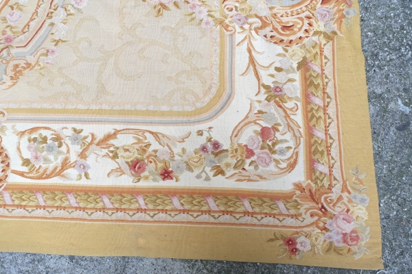 Large Louis XVI style Aubusson carpet, Napoleon III period - 240cm x 305cm