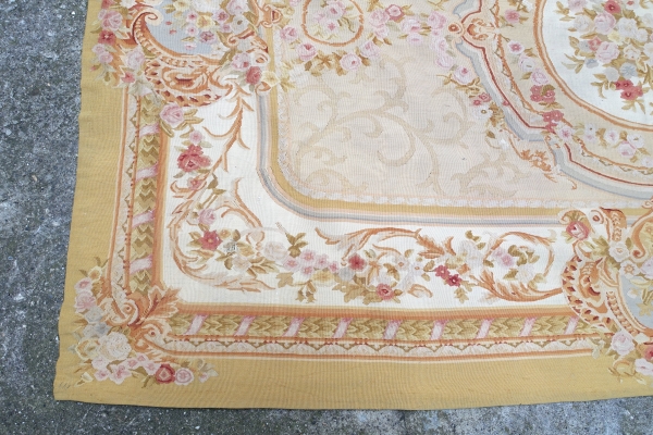 Large Louis XVI style Aubusson carpet, Napoleon III period - 240cm x 305cm