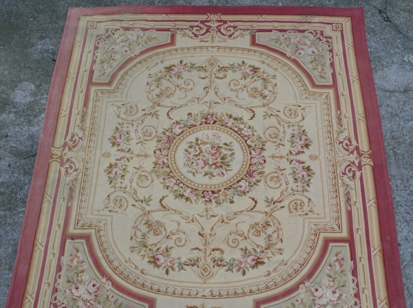 Grand tapis d'Aubusson de style Louis XVI Napoléon III - 308cm x 239cm