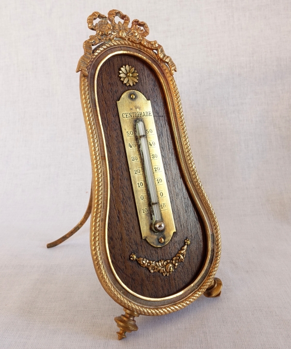 Thermomètre au mercure de style Louis XVI en acajou et bronze doré