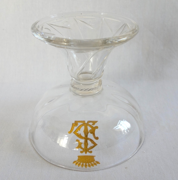 10 St Louis crystal champagne glasses - Cluny pattern - gilt crown of Count
