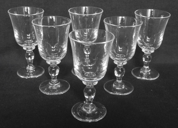 6 verres à liqueur, production Baccarat d'époque milieu XIX siècle à jambe balustre