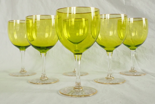 6 verres à vin du Rhin en cristal de Baccarat verts chartreuse rehaussés à l'or fin