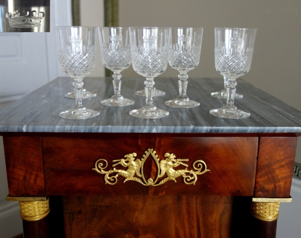 Service à porto en cristal de Baccarat taillé, couronne de Baron