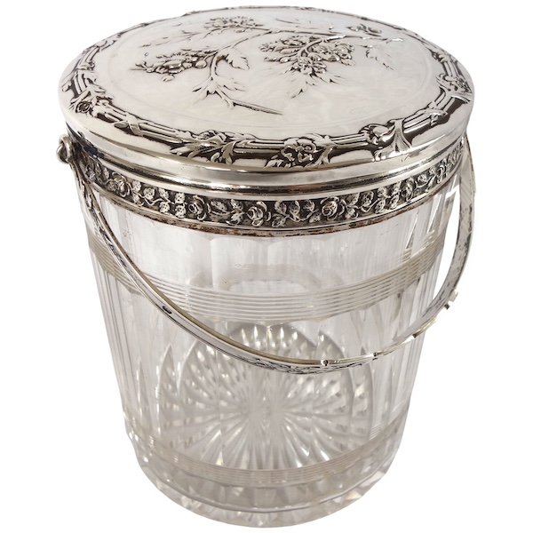 Boîte à biscuits en cristal de Baccarat et argent massif, poinçon Minerve