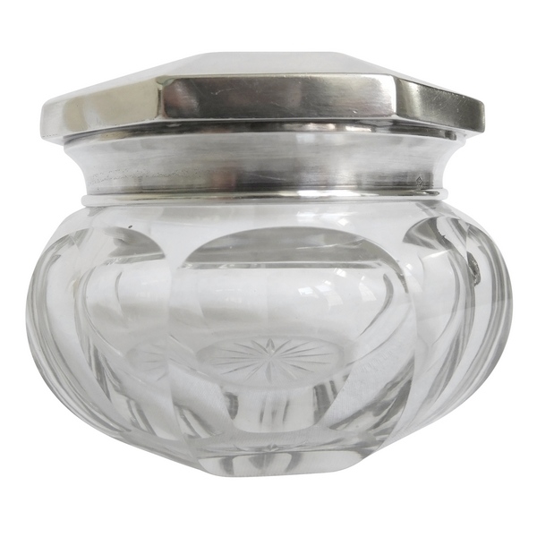 Boîte à poudre en cristal de Baccarat modèle Malmaison, couvercle en argent massif