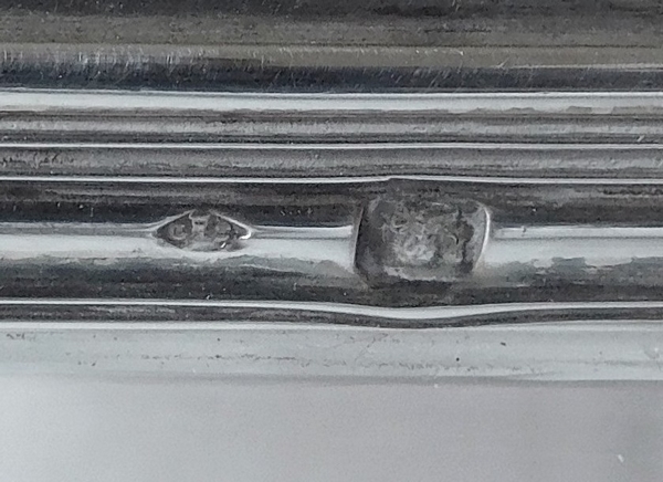 Boîte rectangulaire en cristal et argent massif guilloché, couronne de Marquis, vers 1860