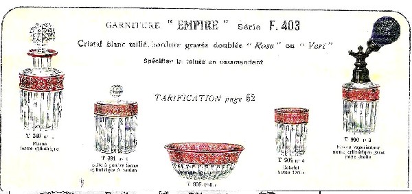 Jatte ou saladier en cristal de Baccarat overlay rose, modèle Empire