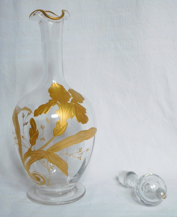 Baccarat crystal liquor decanter enhanced with fine gold, Art Nouveau period