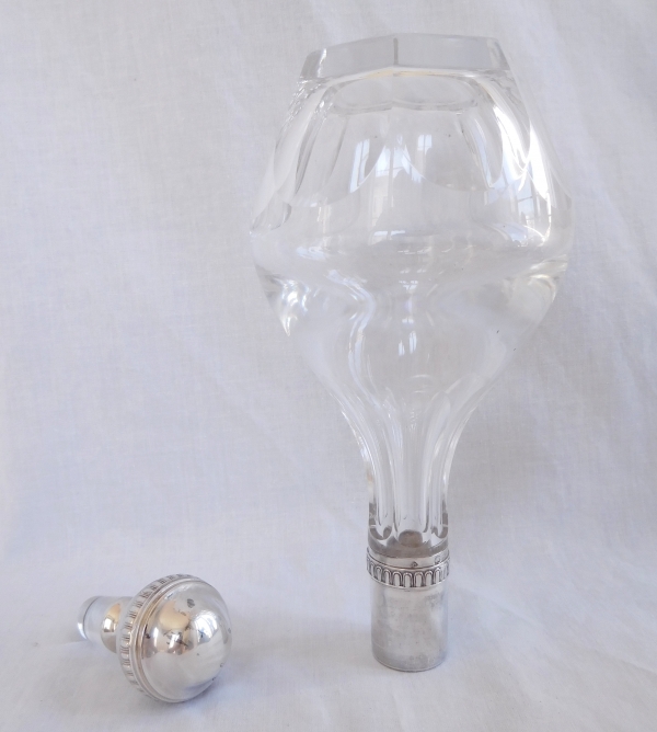 Carafe à liqueur en cristal de Baccarat, modèle Malmaison / Compiègne, monture argent massif - poinçon Minerve