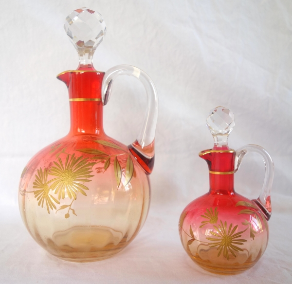 Carafe à liqueur forme boule en cristal de Baccarat orange rehaussée à l'or fin
